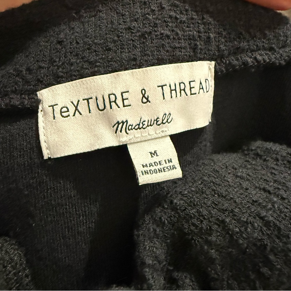 Texture & Thread by Madewell Black Sleeveless Women's Top - Picture 3 of 10